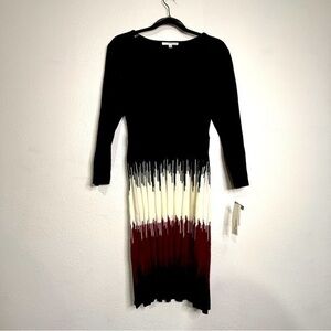 Studio One long-sleeved sweater dress. Sz M. Black/white/maroon. NWT.